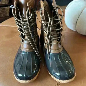 THE ORIGINAL SPORTO DUCK BOOT MIDCALF WOMEN’S SIZE 7.